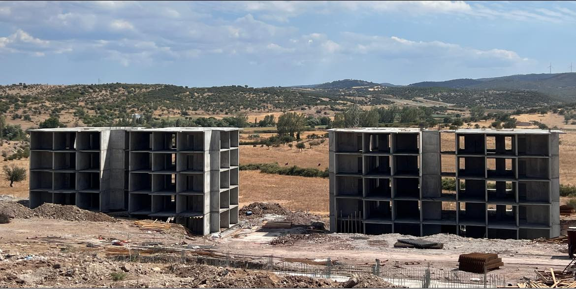 Ezine 388 Adet Toplu Konut İnşaatımız Hızla Yükselmeye Devam Ediyor..